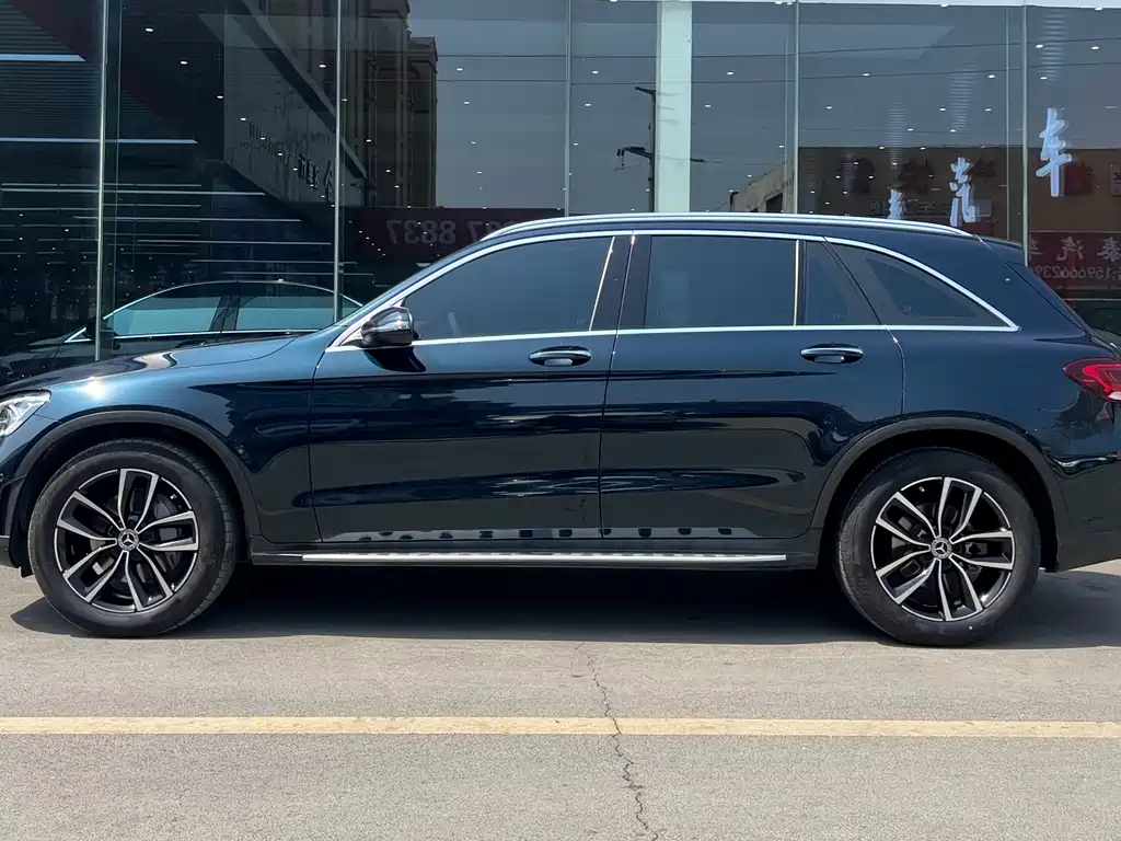 Mercedes-Benz GLC 2021 — фото 3