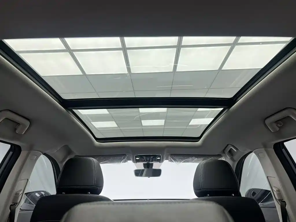 Jetour X70 PLUS 2022 — фото 13