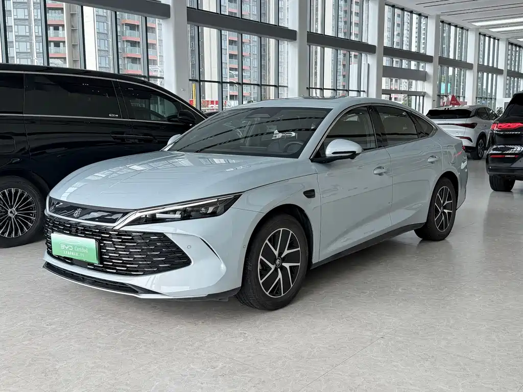 BYD Qin L 2025 — фото 1