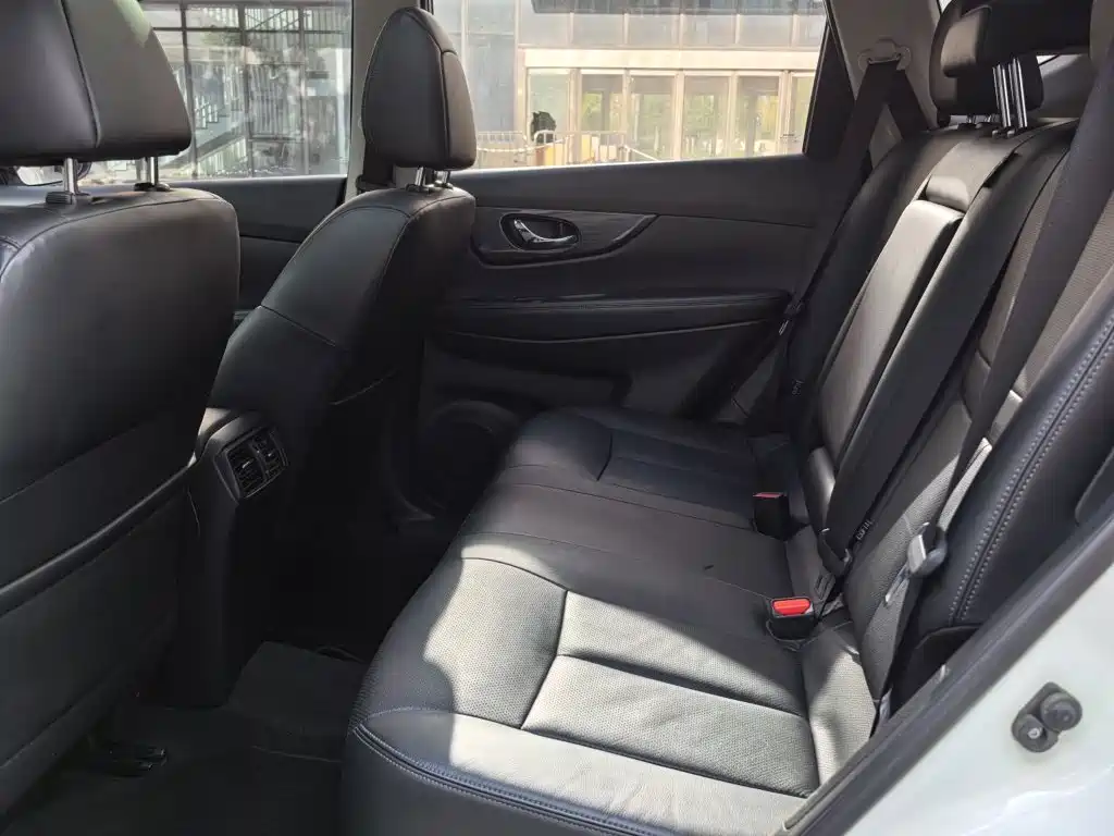 Nissan X-Trail 2017 — фото 15
