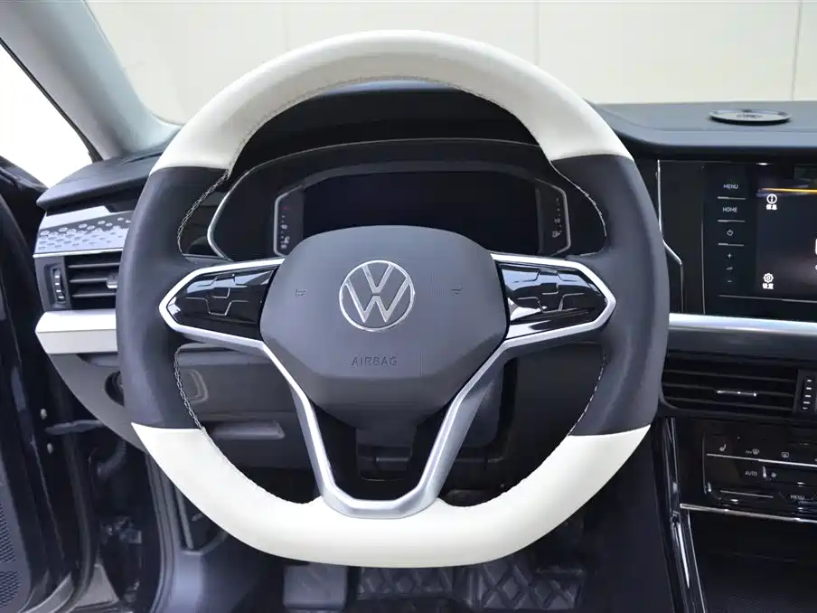 Volkswagen Passat 2023 — фото 9
