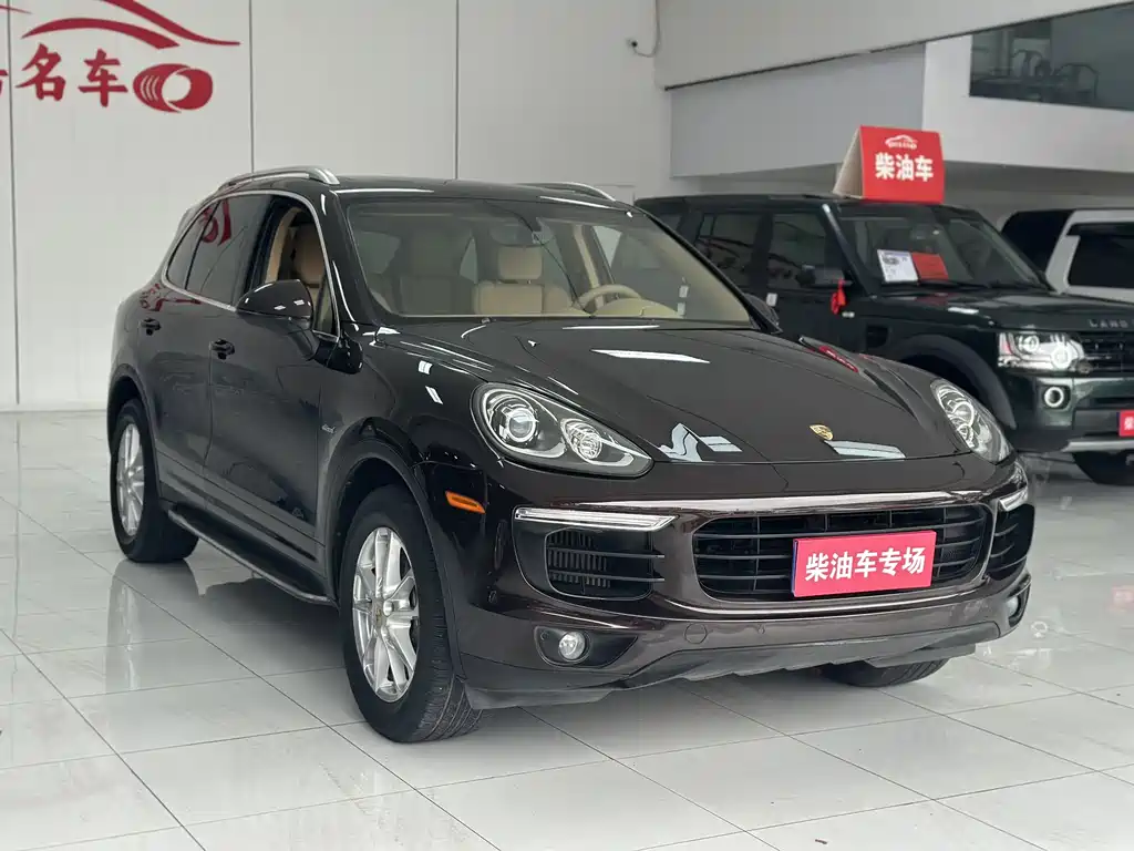 Porsche Cayenne 2015 — фото 3