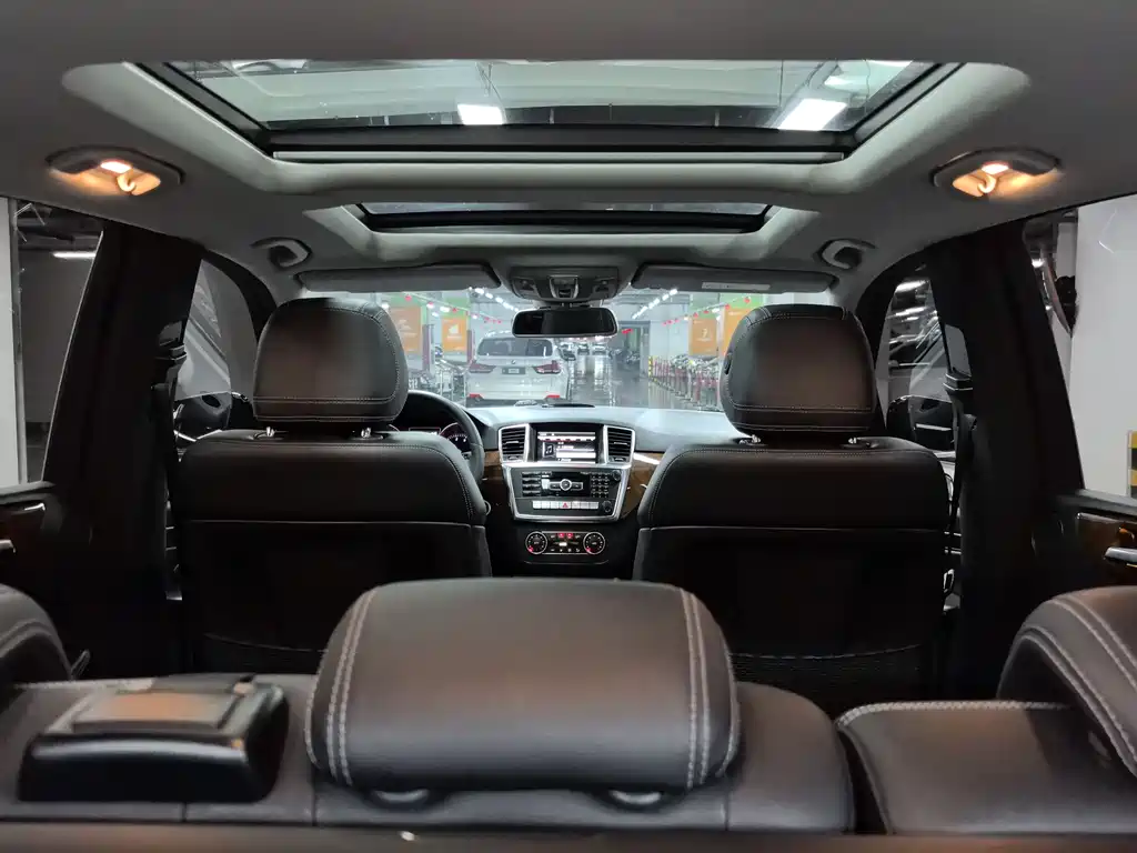 Mercedes-Benz M-Class 2015 — фото 14