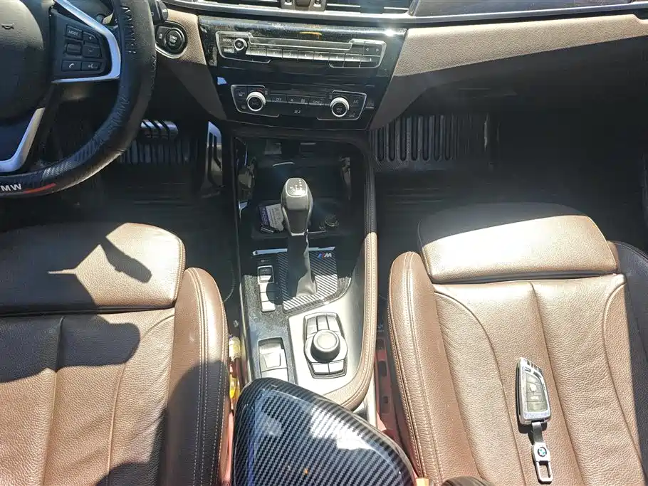 BMW X1 2018 — фото 16