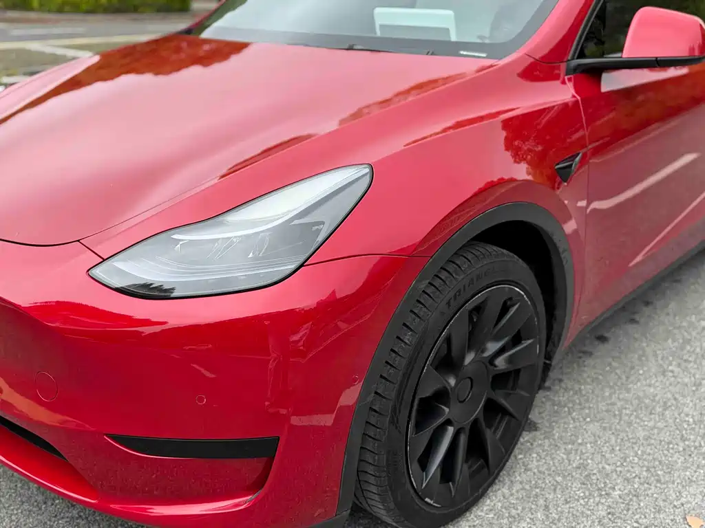 Tesla Model Y 2023 — фото 16