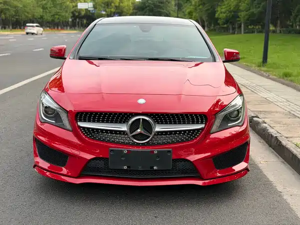 Mercedes-Benz CLA 2015