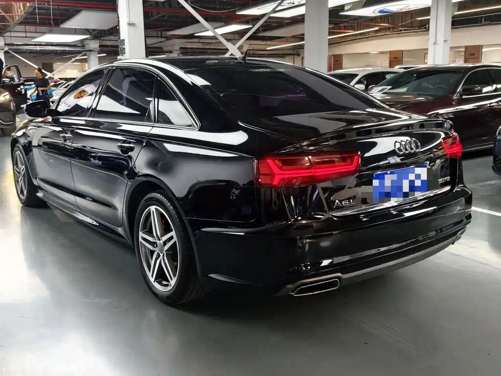 Audi A6L 2018 — фото 12
