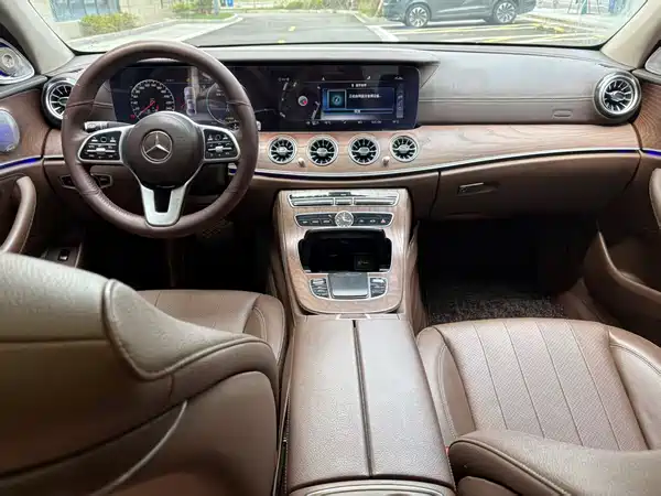 Mercedes-Benz E-Class 2019