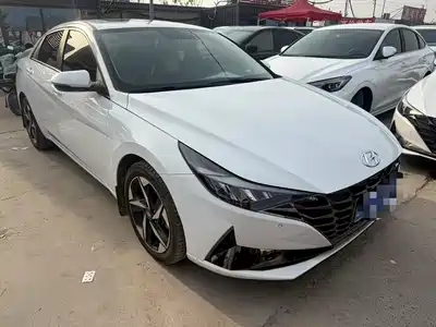Hyundai Elantra 2022