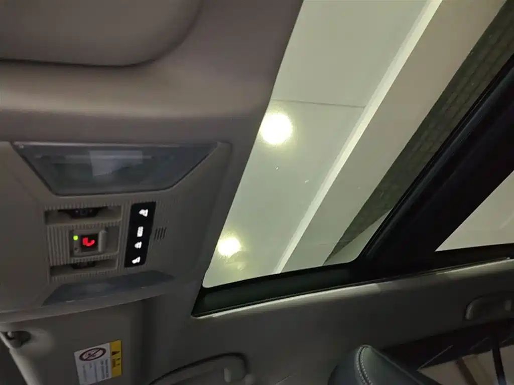 Toyota Wildlander 2023 — фото 14