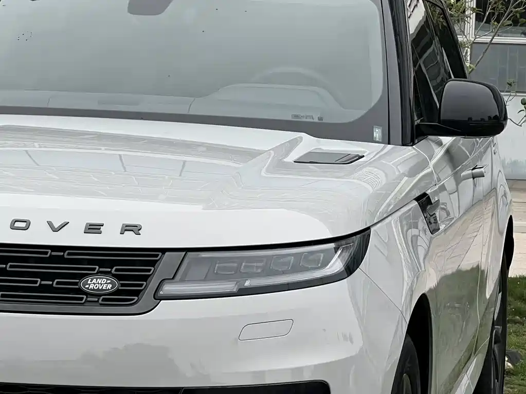 Land Rover Sport 2023 — фото 23