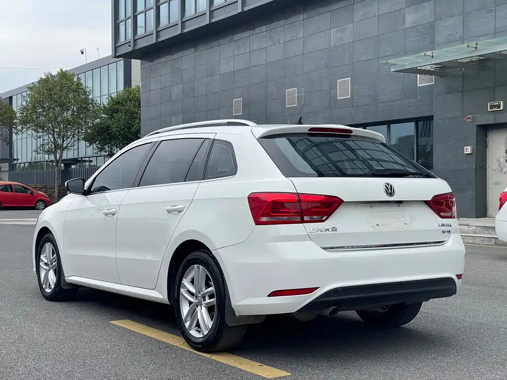 Volkswagen Gran Lavida 2017 — фото 14