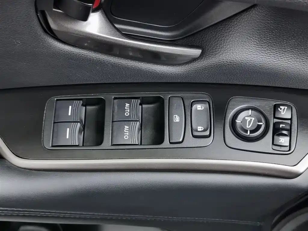 Acura CDX 2018 — фото 9