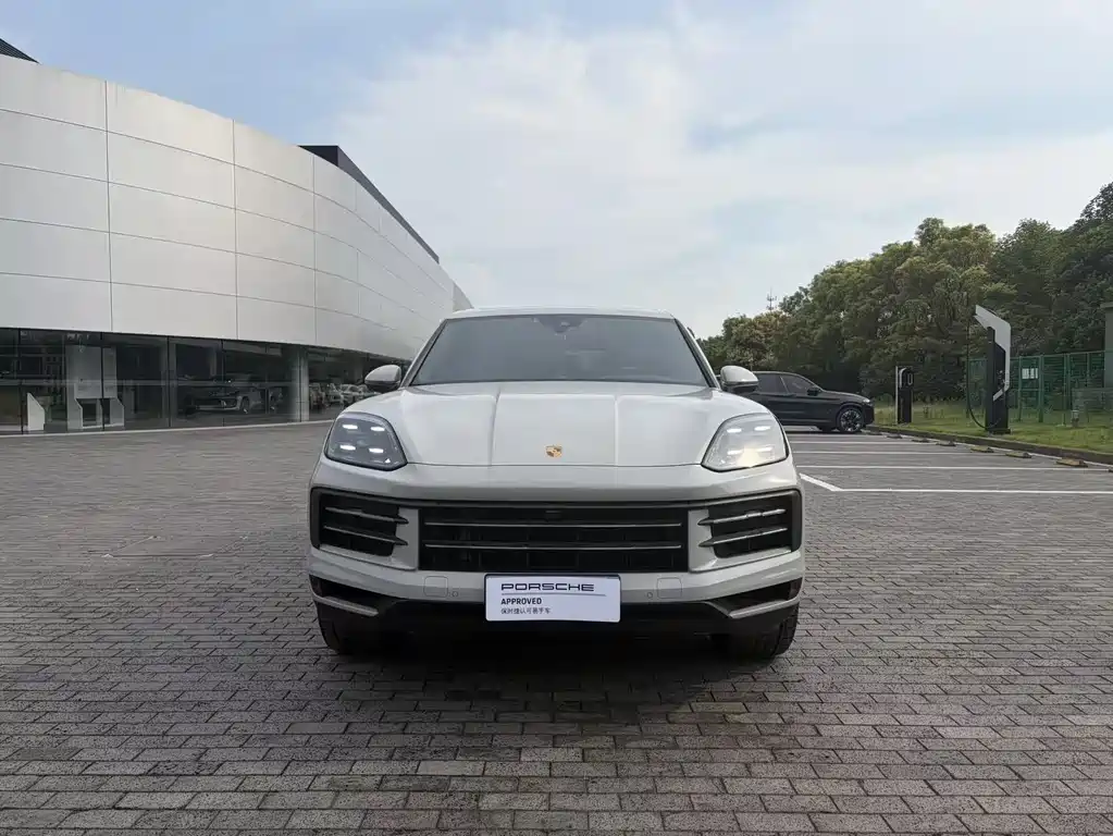 Porsche Cayenne 2025 — фото 2
