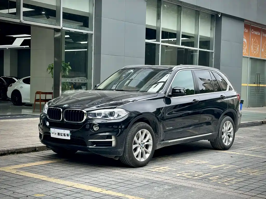 BMW X5 2015 — фото 1