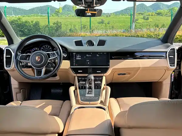 Porsche Cayenne New Energy 2019