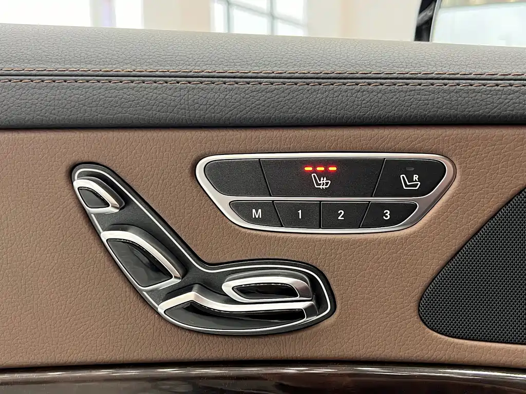 Mercedes-Benz S-Class 2020 — фото 15