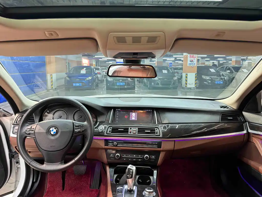 BMW 5 Series 2015 — фото 6