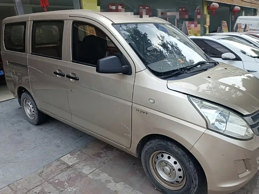 Wuling Rongguang V 2018 — фото 4