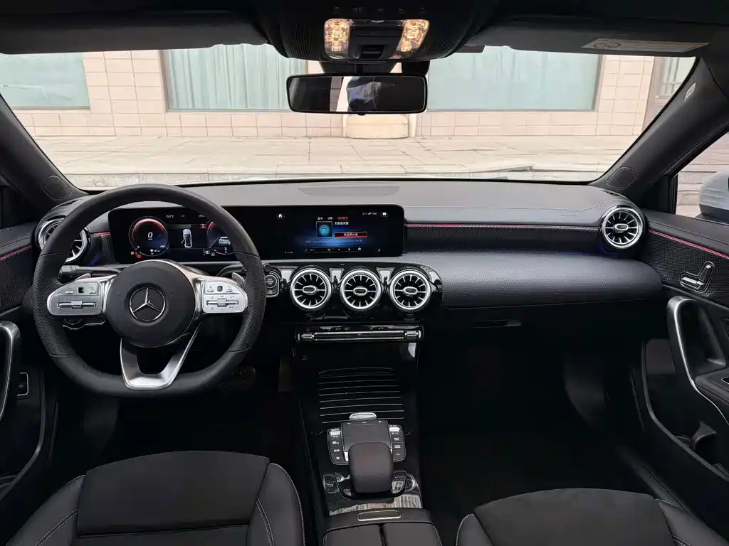 Mercedes-Benz A-Class 2021 — фото 9