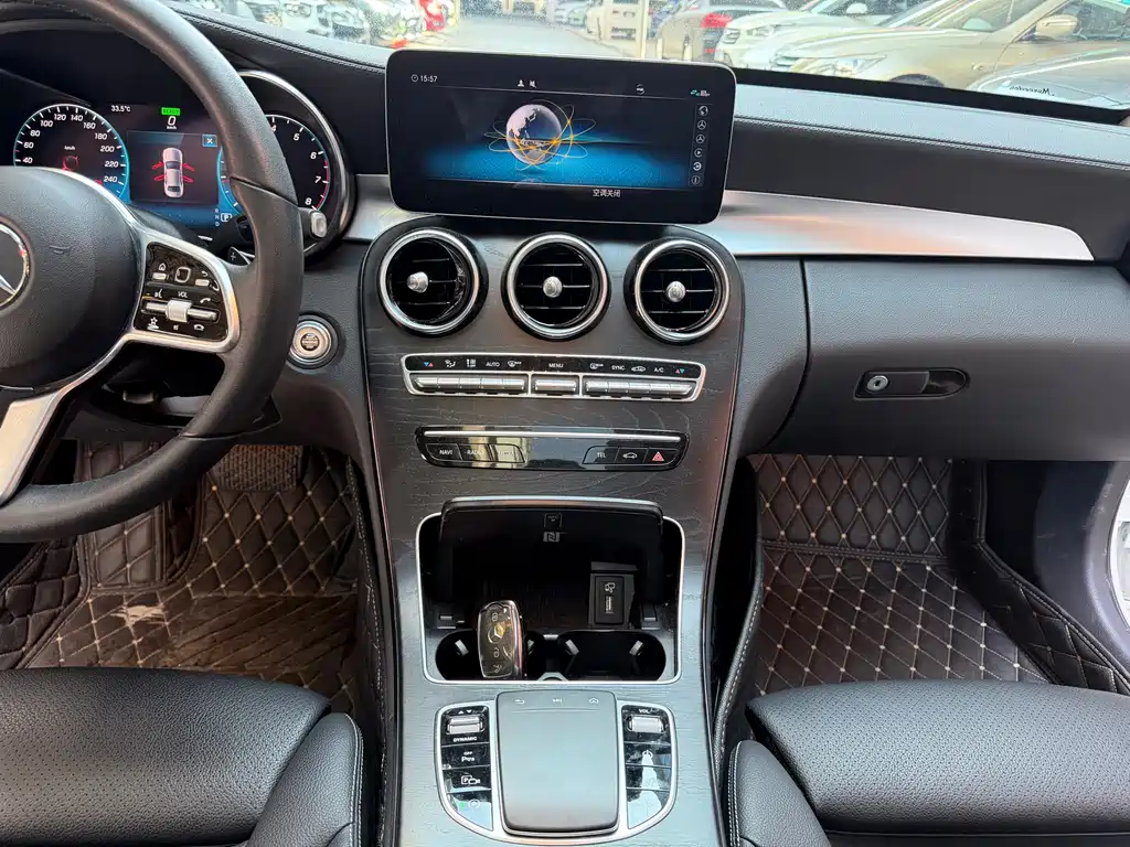 Mercedes-Benz C-Class 2019 — фото 11