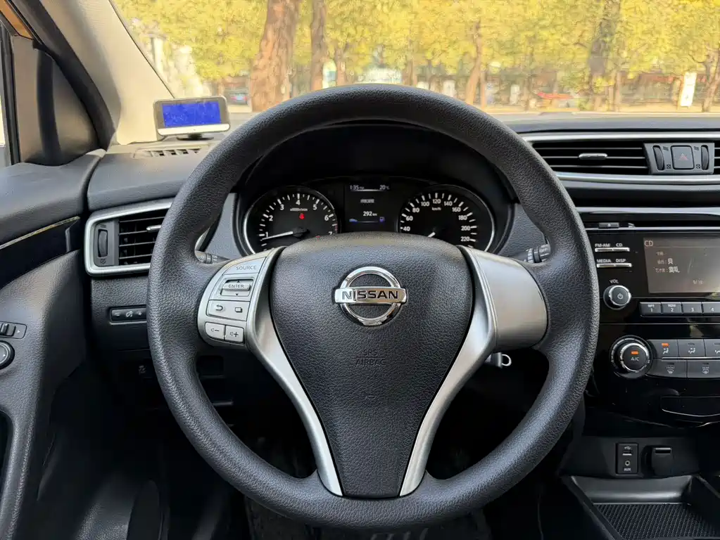 Nissan Qashqai 2017 — фото 13