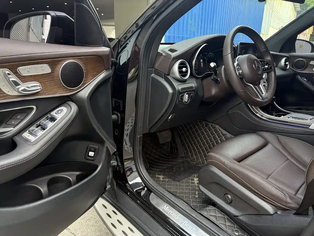 Mercedes-Benz GLC 2022 — фото 12