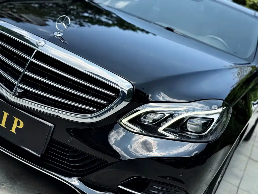 Mercedes-Benz E-Class 2015 — фото 8