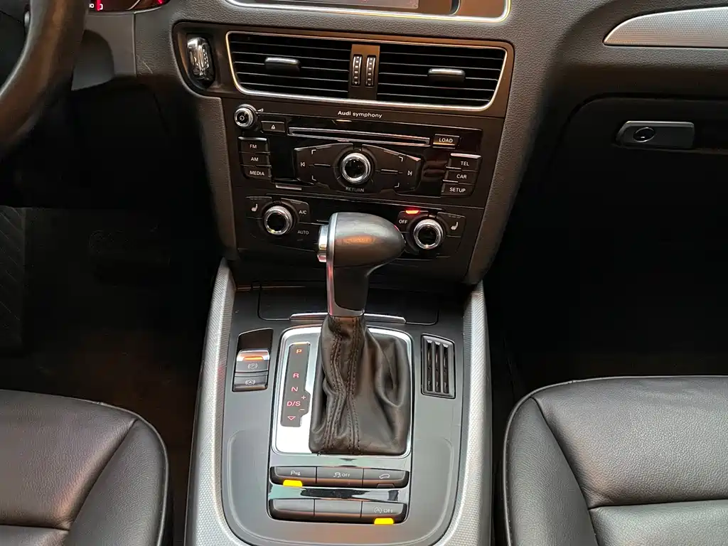 Audi Q5 2015 — фото 16