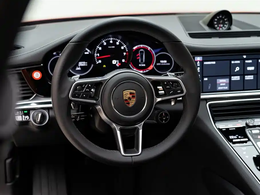 Porsche Panamera 2020 — фото 14