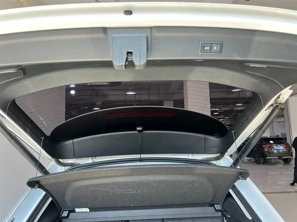 Audi Q3 2023 — фото 19