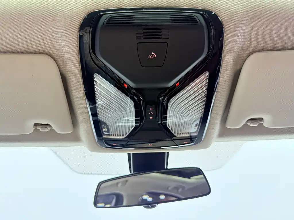 BMW 3 Series 2022 — фото 16