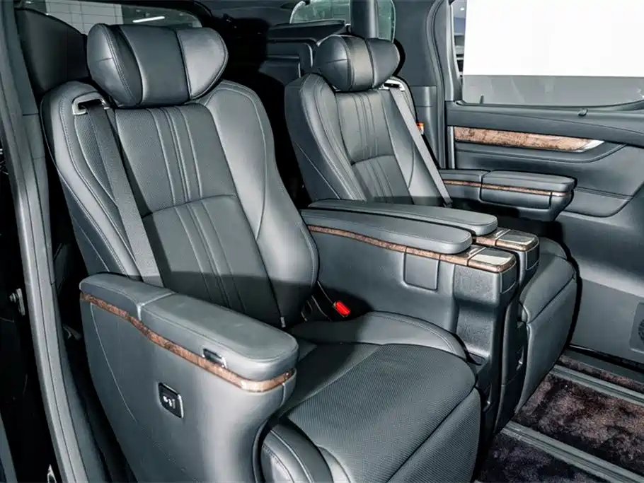 Toyota Vellfire 2022 — фото 23