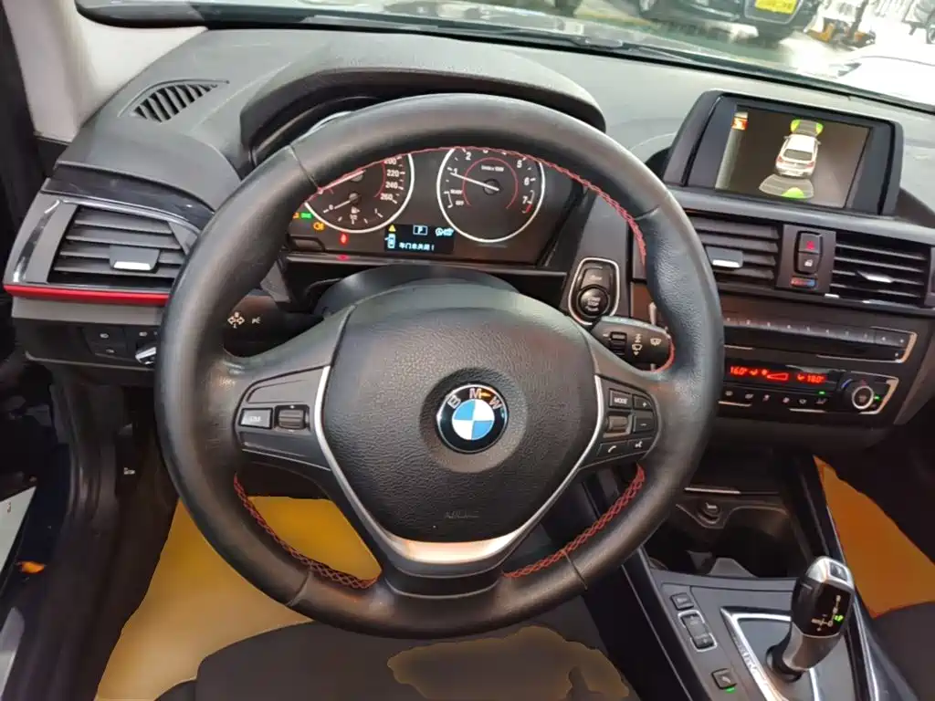 BMW 1 Series 2015 — фото 11