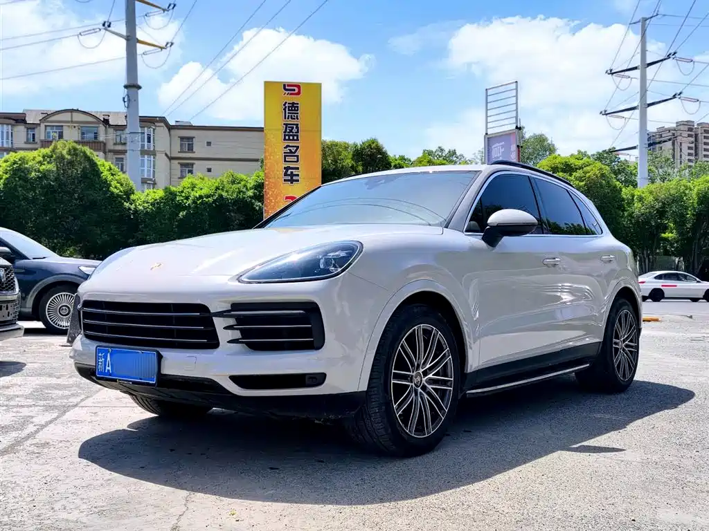 Porsche Cayenne 2019 — фото 1