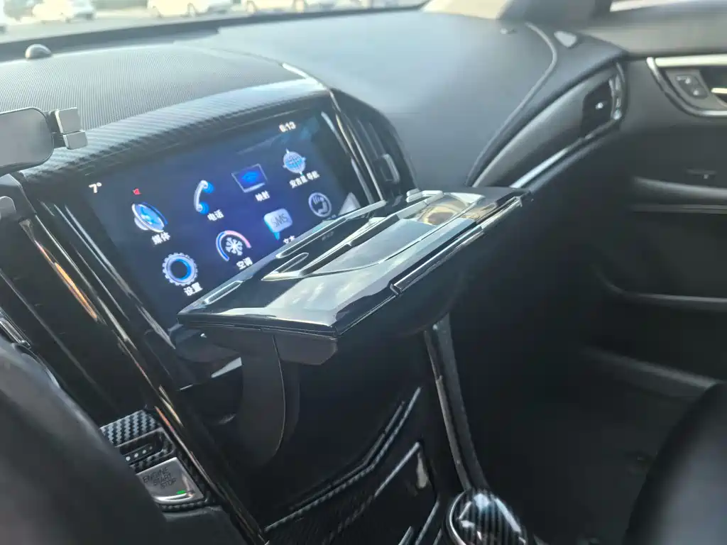 Cadillac ATS-L 2017 — фото 9