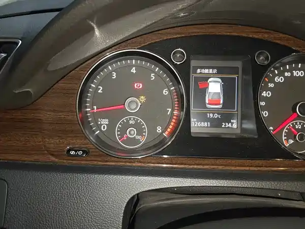 Volkswagen Magotan 2015