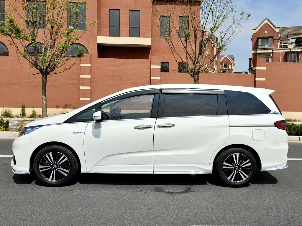 Honda Odyssey 2020 — фото 19