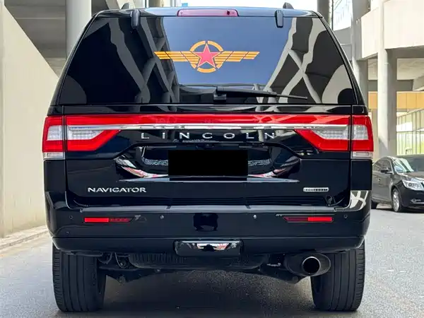 Lincoln Navigator 2016