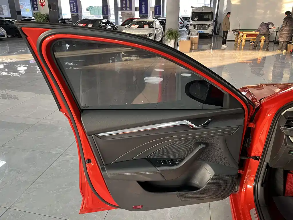 Skoda Octavia 2021 — фото 14