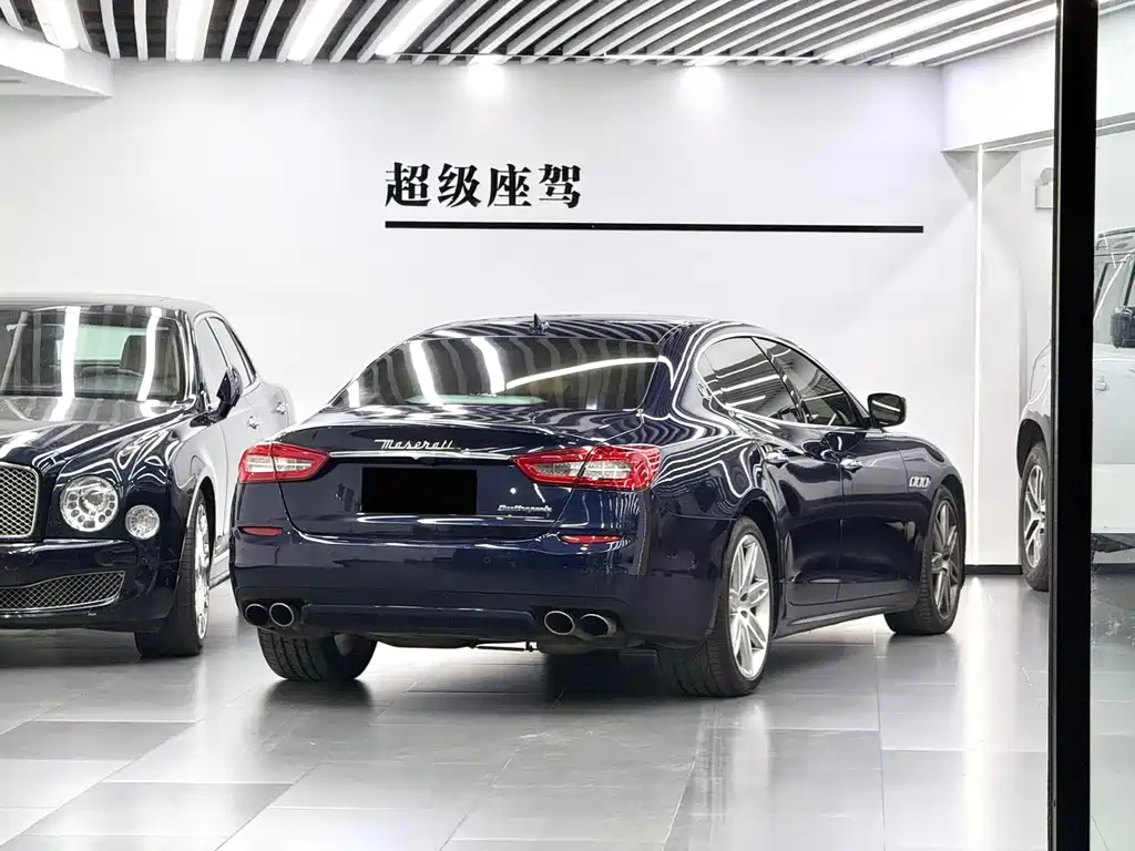 Maserati Quattroporte 2016 — фото 4