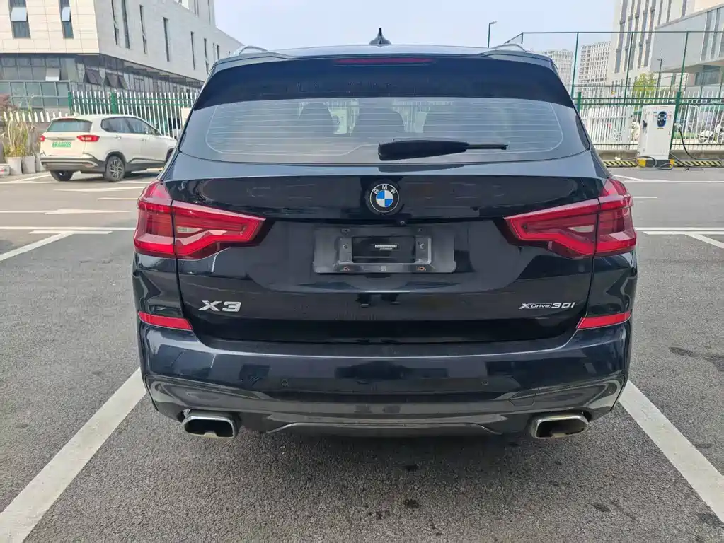BMW X3 2021 — фото 7