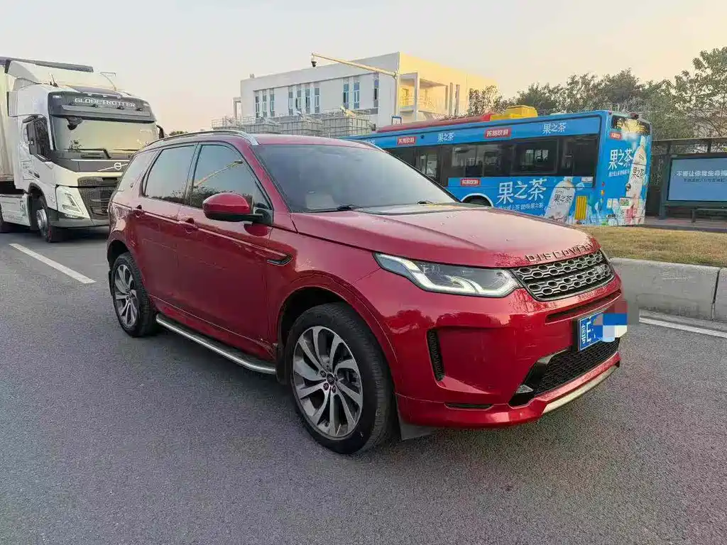 Land Rover Discovery Sport 2020 — фото 3