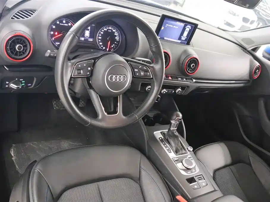 Audi A3 2020 — фото 10