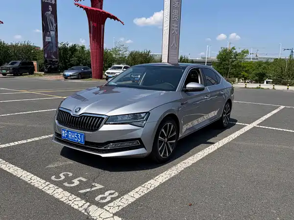 Skoda Superb 2024