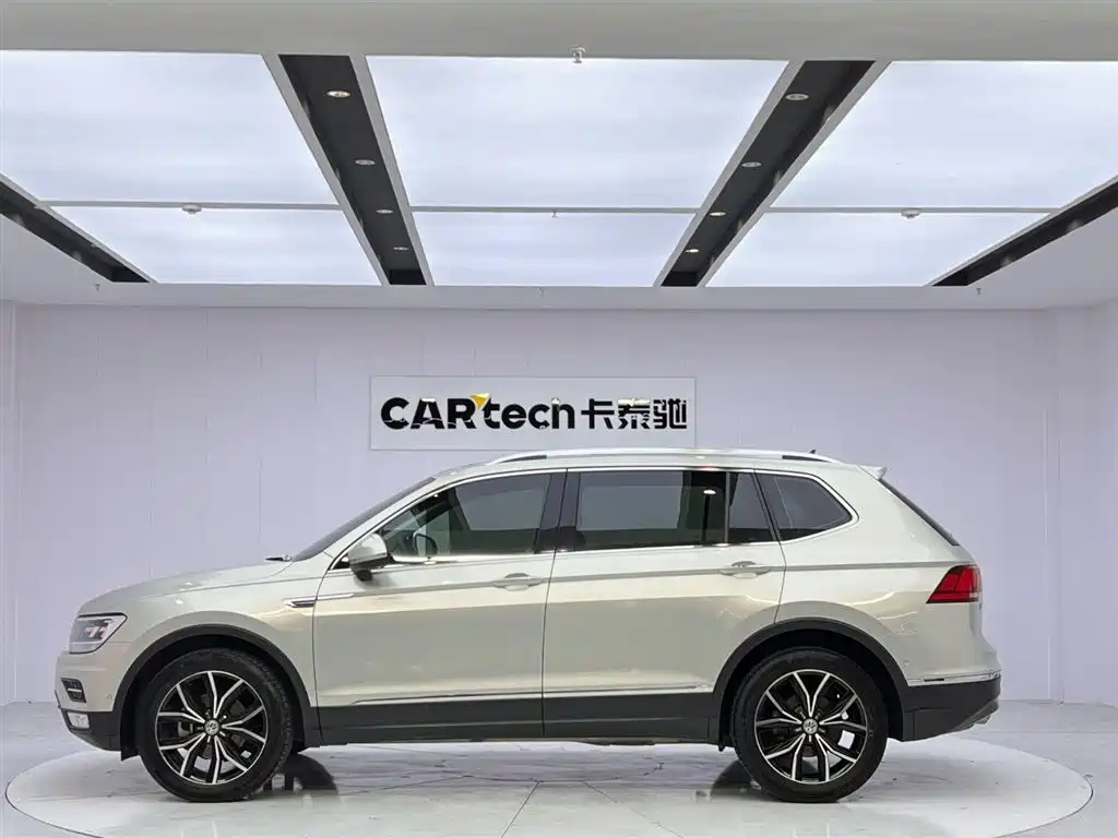 Volkswagen Tiguan L 2020 — фото 2