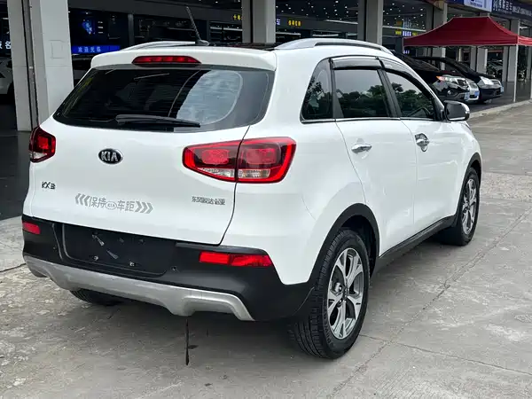 Kia KX3 2015