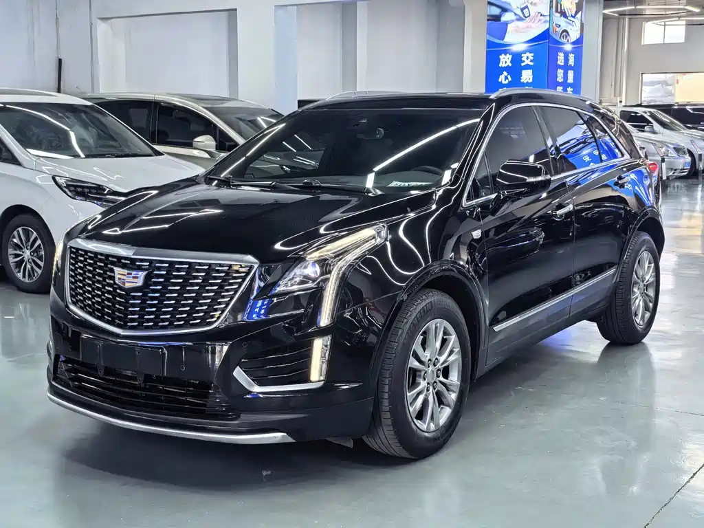 Cadillac XT5 2020 — фото 1