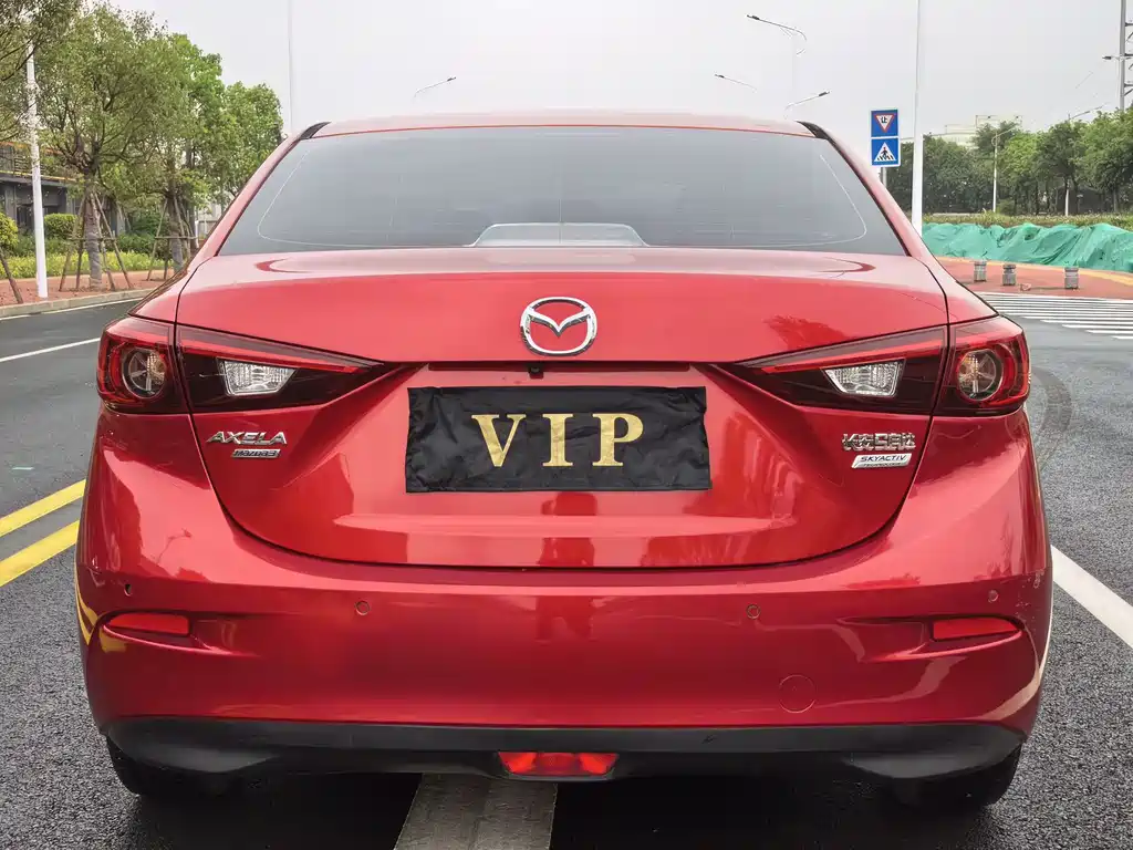Mazda 3 Axela 2017 — фото 8