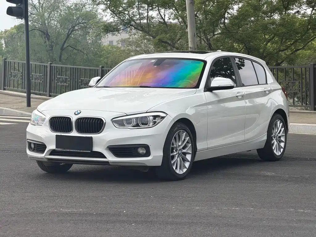 BMW 1 Series 2016 — фото 1